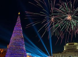 Christmas-ceremony-in-the-Republic-Square-Armenia